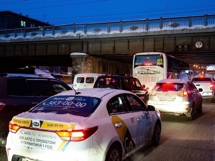В Омске перестали выдавать лицензии таксистам