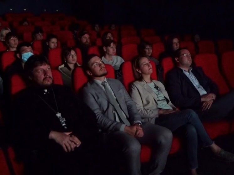 Документальный фильм о Донбассе «Где проходит граница» показали на Сахалине