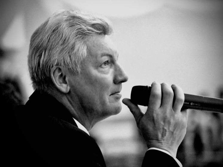 Петрозаводск проводит в последний путь именитого спортсмена-баскетболиста