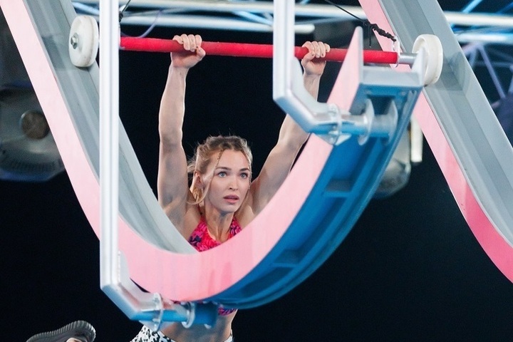 Чемпионка России и Европы по скалолазанию из Губкинского приняла участие в шоу «Суперниндзя» на СТС