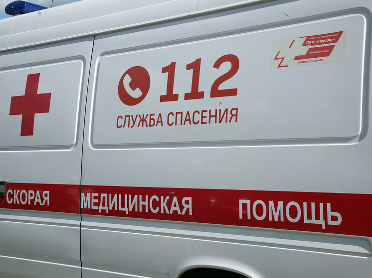 Пациент попытался напасть на бригаду скорой помощи