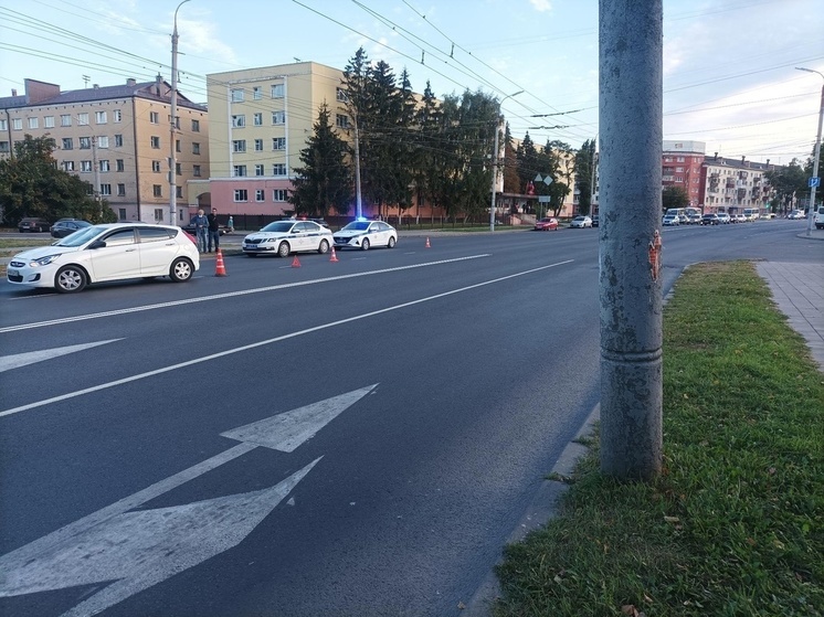 В Орле пенсионерка попала в больницу после наезда иномарки