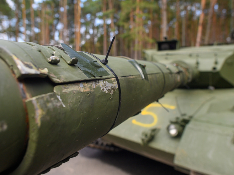 В ВС Германии отреагировали на сообщения о том, что ВС РФ в Запорожской области смогли поразить украинский танк немецкого производства Leopard, который управлялся военнослужащими ФРГ