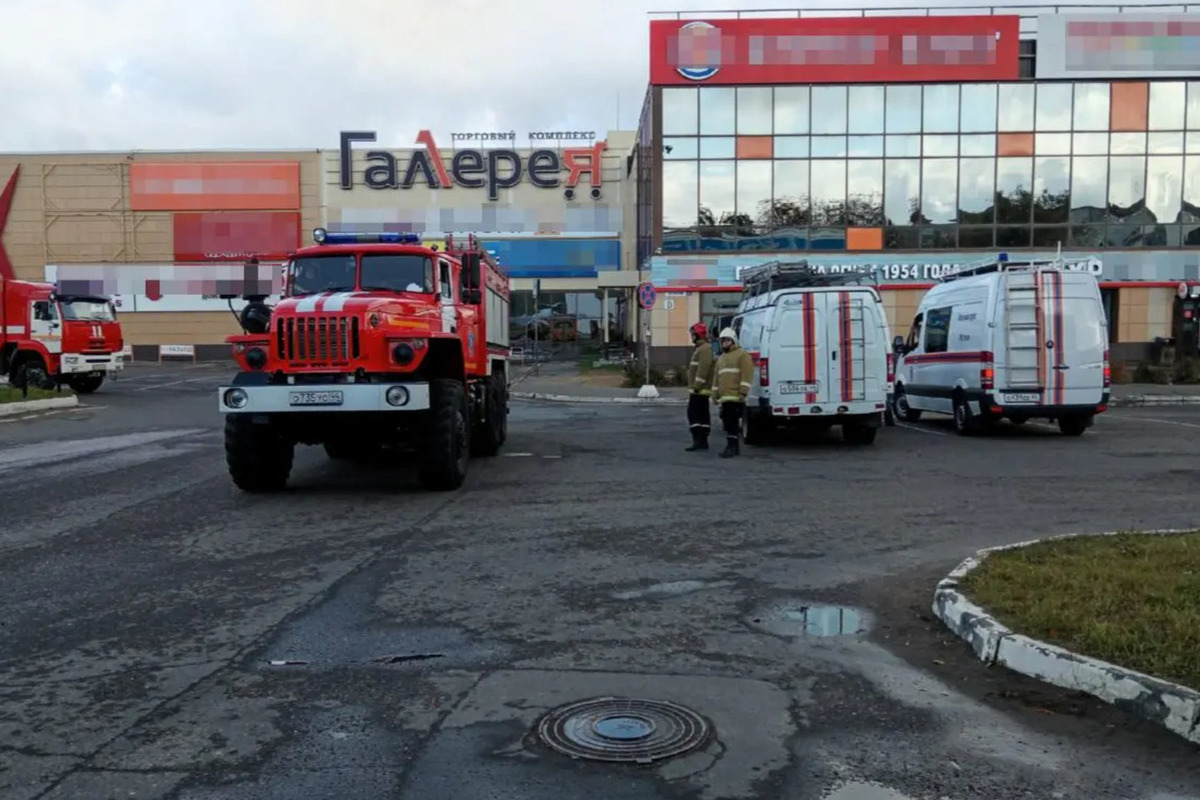 Привет с Украины: костромичей эвакуируют из ТЦ «Галерея» из-за мнимой бомбы