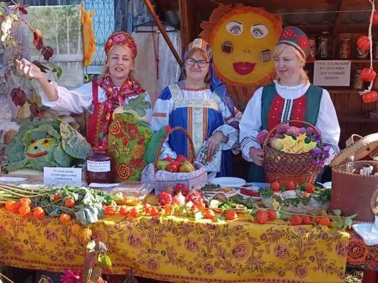 Более 2 тысяч человек посетили «День пареной репы» в Подмосковье