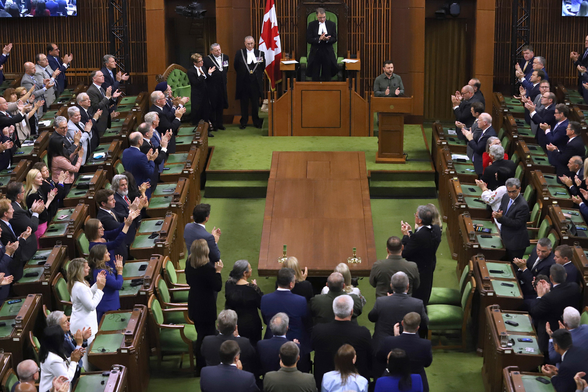 The scandal with a Ukrainian Nazi in the Canadian parliament has angered foreign media readers