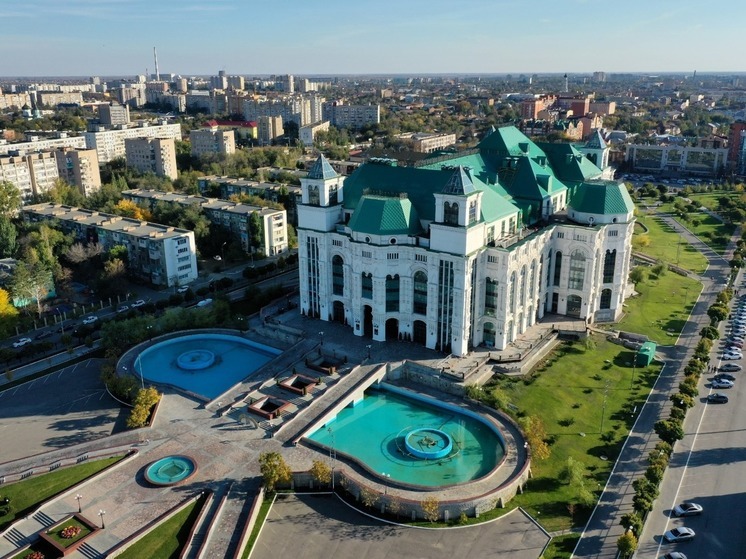 Астраханцев призывают проголосовать за достижения региона