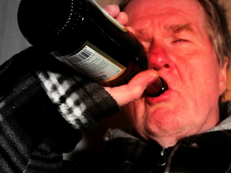 Смоленские полицейские накрыли точку продажи "палёного" алкоголя