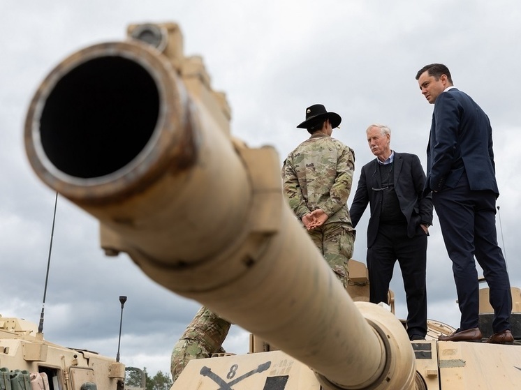 Полковник Матвийчук назвал превосходящие Abrams российские танки