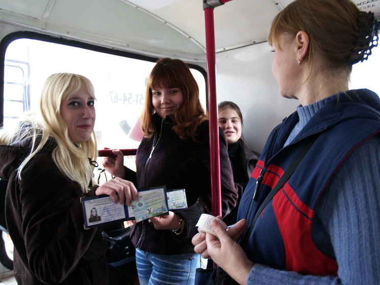 Автобус-призрак: в Саратове не хватает водителей и маршруток