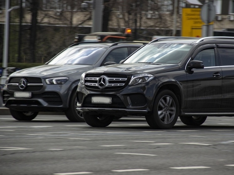 Туляки чаще выбирают личный автомобиль для поездки на работу