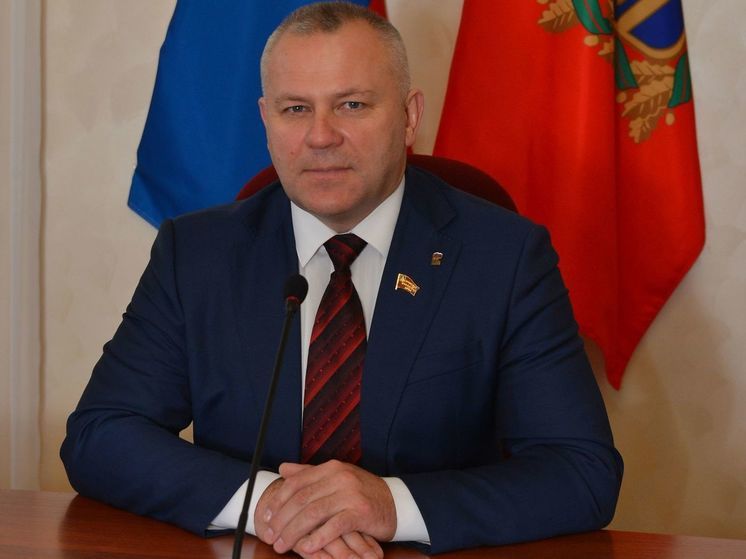 Брянский спикер предупредил жителей о представляющихся депутатами мошенниках