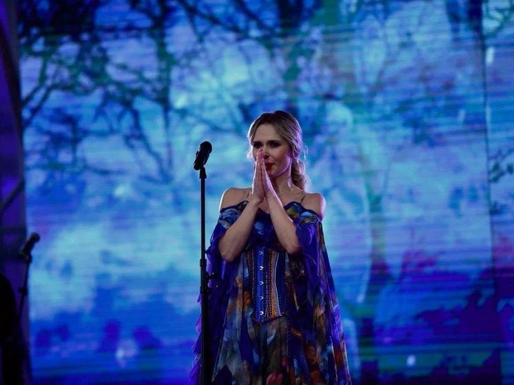 Пелагея дала концерт в Новосибирске при полном зале