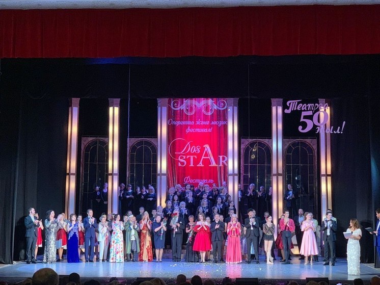 Солисты музыкального театра Иркутска спели на сцене в Казахстане