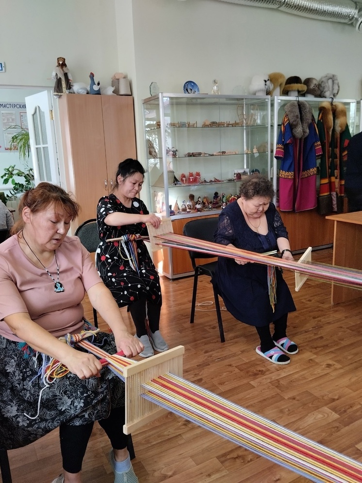 Жителей НАО обучают народным промыслам