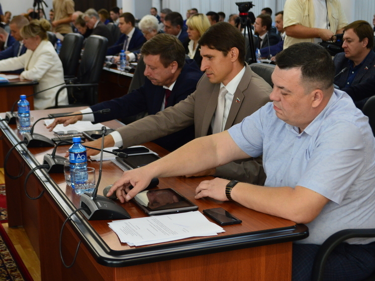 В Краснодаре обновили команду депутатов, местный бюджет и границы ТОСов