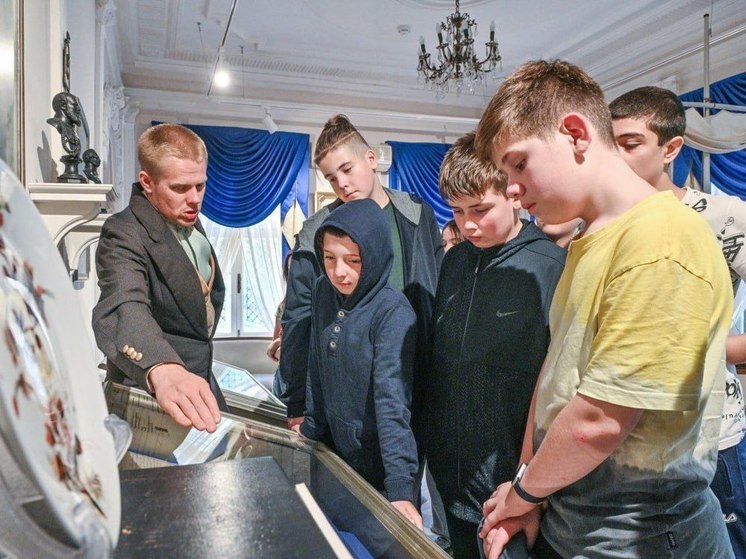 Дети из семей участников СВО из Югры и Ямала познакомились с достопримечательностями Тюмени