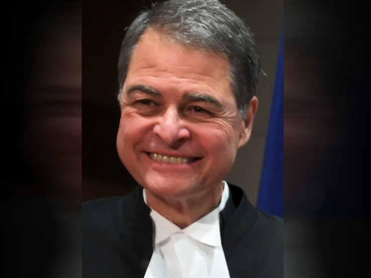 Спикер палаты общин Канады подал в отставку после скандала с Хунку