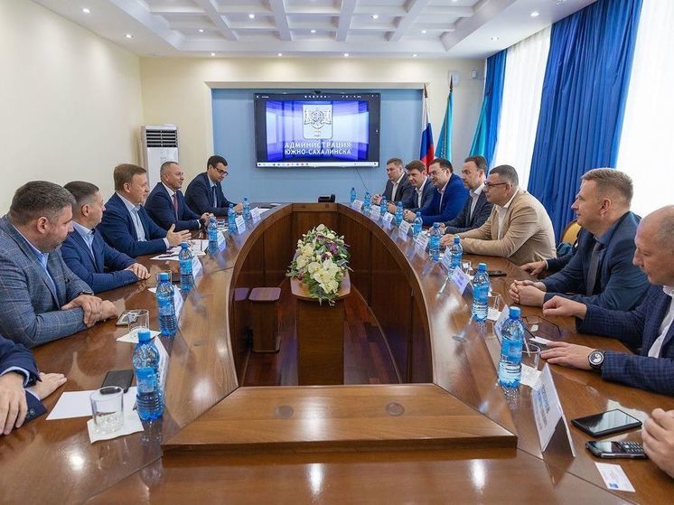 Власти Южно-Сахалинска показали представителям ассоциации ЗАТО систему управления муниципалитетом