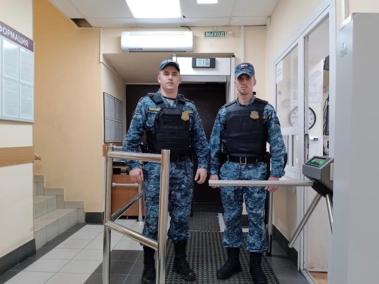 В Ярославле судебные приставы спасли жизнь человеку с приступом эпилепсии