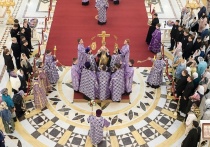 27 сентября православная церковь празднует Воздвижения Честного и Животворящего Креста Господня. В Русской православной церкви этот праздник считается одним из 12 важнейших.
