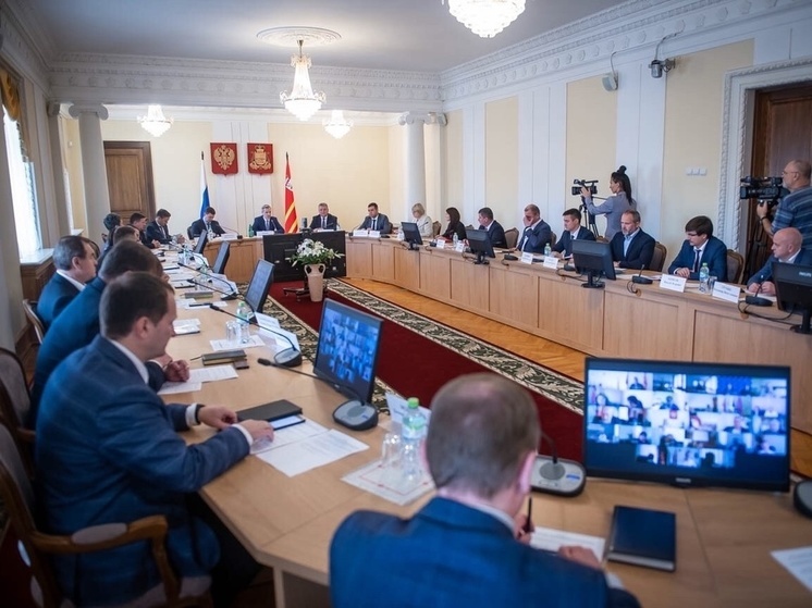 Губернатор заслушал отчеты об исполнении своих поручений по Хиславичам