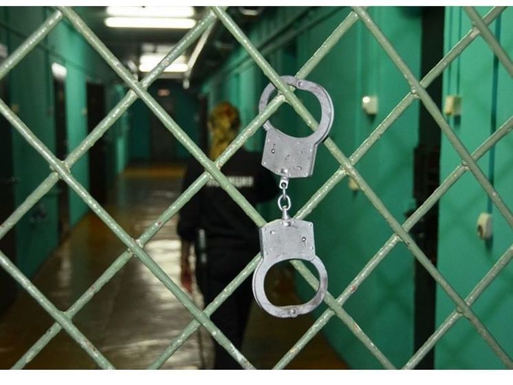 Смоленские опера раскрыли кражу имущества у 80-летней пенсионерки за два часа