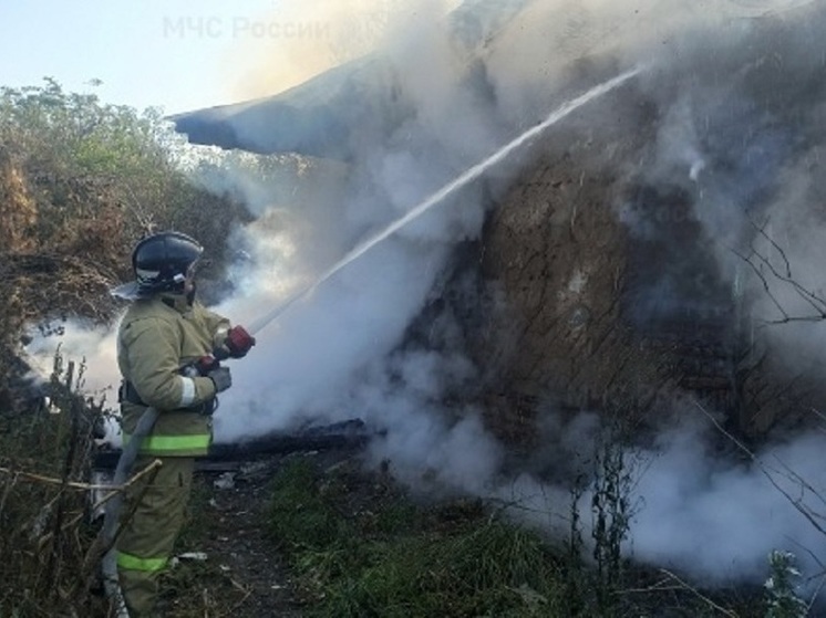В Кромском районе огонь уничтожил частный дом