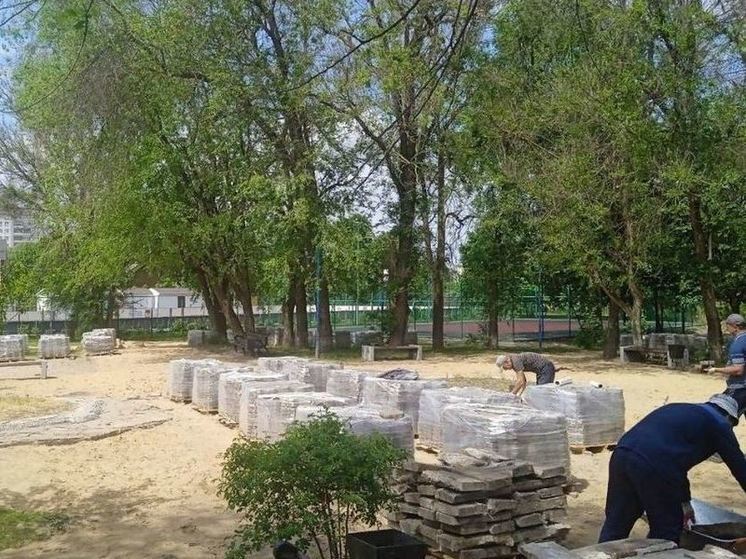 В Курске завершается второй этап благоустройства парка на пересечении улиц Союзной и Куйбышева