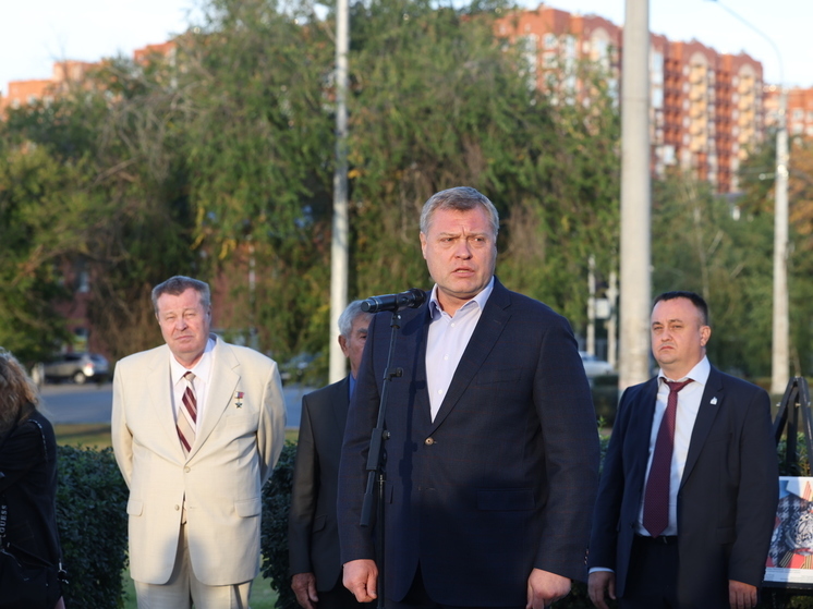В Астрахани приступили к созданию эскиза стелы «Город трудовой доблести»