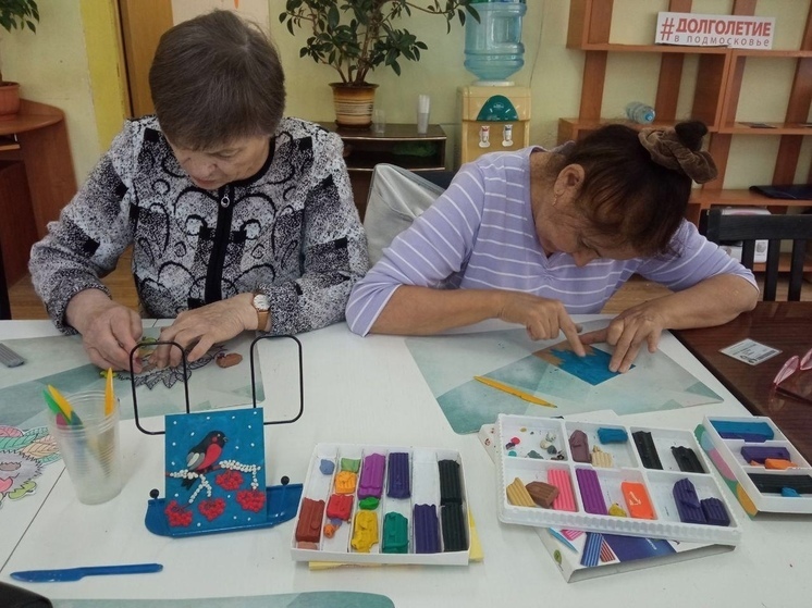 В Серпухове проходят бесплатные занятия по арт-терапии