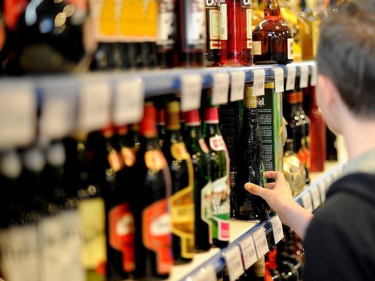В Калмыкии подростки без проблем могут купить алкоголь в любое время