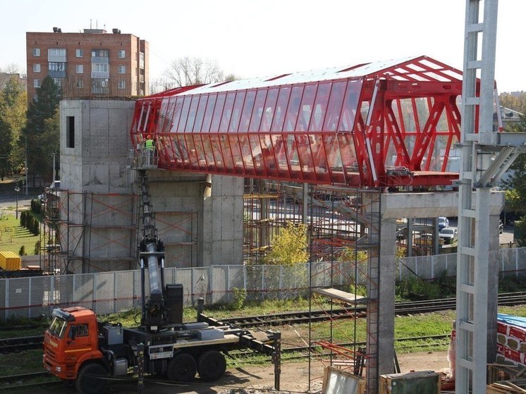 Новый пешеходный мост в Серпухове собираются тестировать
