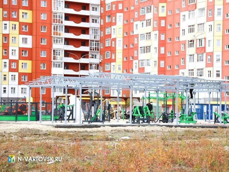 Глава Нижневартовска проверил ход благоустройства 26 микрорайона