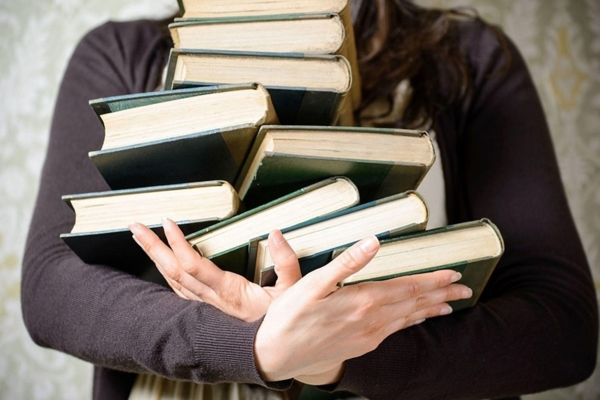 Костромские новации: школьные библиотеки прирастают книжными киосками