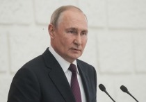 Владимир Путин выступил на праздничном концерте, посвящённом столетию Расула Гамзатова