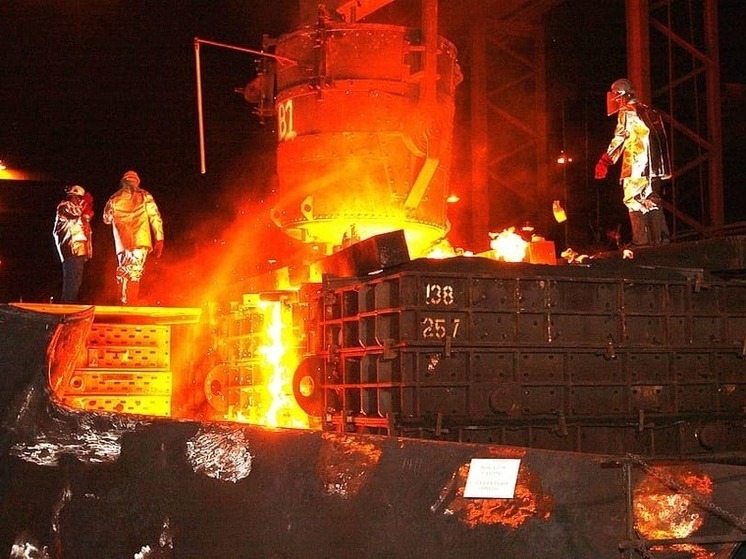 Герои Труда ДНР ежемесячно будут получать по десять тысяч рублей