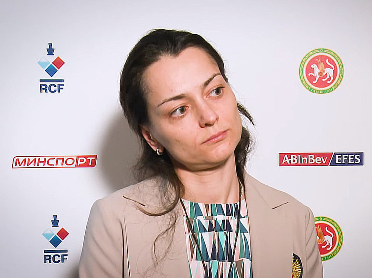 В интервью для YouTube-канала Вити Кравченко двенадцатая чемпионка мира по шахматам среди женщин и двукратная чемпионка России Александра Костенюк пояснила, почему ей пришлось сменить спортивное гражданство