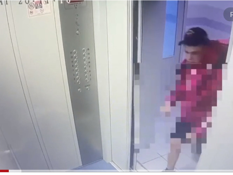 В Красноярске задержали 22-летнего парня, который украл одежду курьера «Самоката»