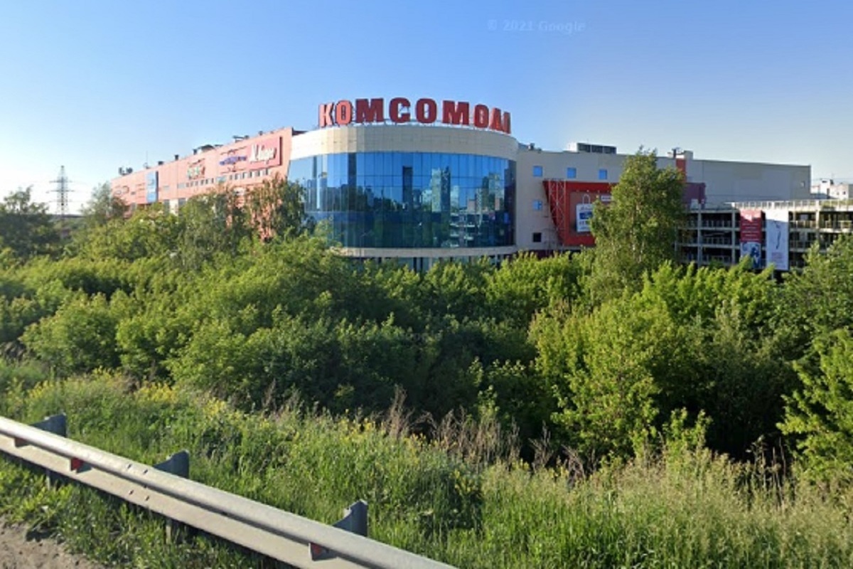 Управляющая компания R.management подала иск о банкротстве "КомсоМОЛЛа" - РБК