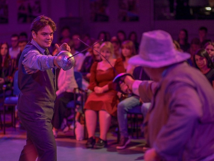 Смоленский театр «Зеркало» открыл новый творческий сезон