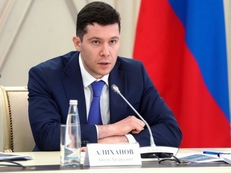 Алиханов пообещал урегулирование вопроса с ценами на ОСАГО для фур из-за рубежа