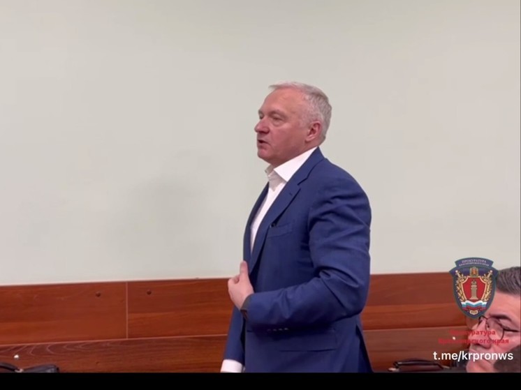 Суд начал рассматривать дело бывшего премьера Красноярского края Лапшина