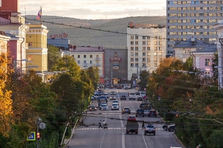 В Мурманске запретят парковку вдоль сквера Портовиков