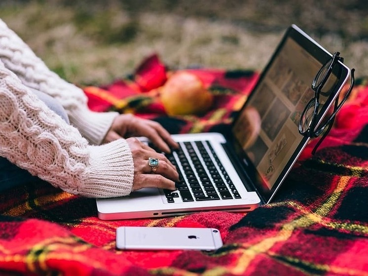 Луганчанам пояснили причины низкой скорости интернета по вечерам