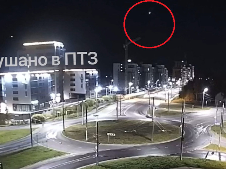 Яркий зеленый метеор пролетел над Петрозаводском