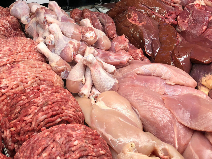 Экономист Зубец объяснил рост цен на куриное мясо