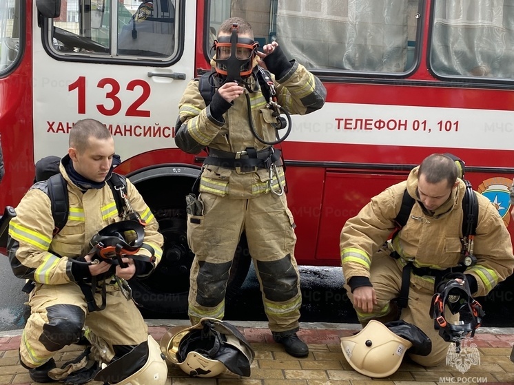 Пожарные Югры приняли вертикальный вызов