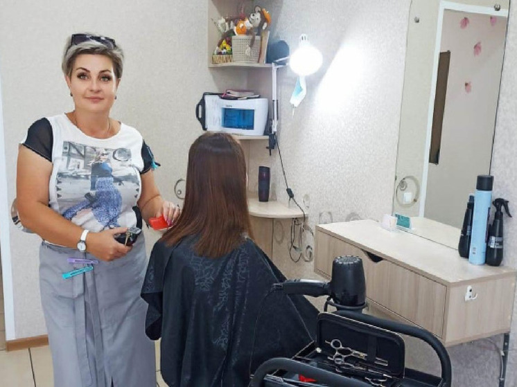 Белгородка открыла парикмахерскую благодаря соцконтракту