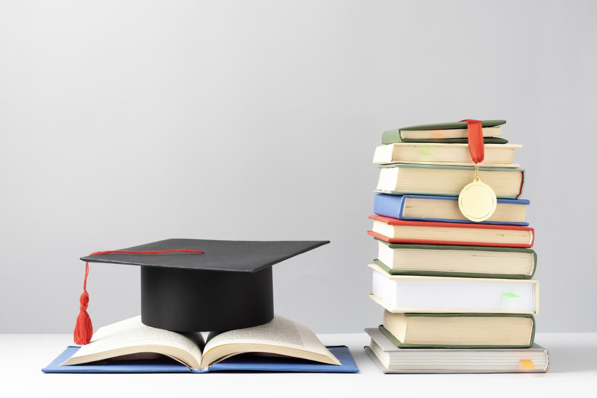 Almost 60% of Russians surveyed called the quality of higher education in the country “average”